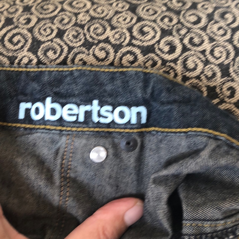 Jeans - Picture 4 of 5
